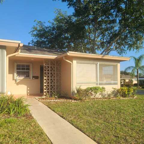 1285 High Point Place North, Delray Beach, FL 33445