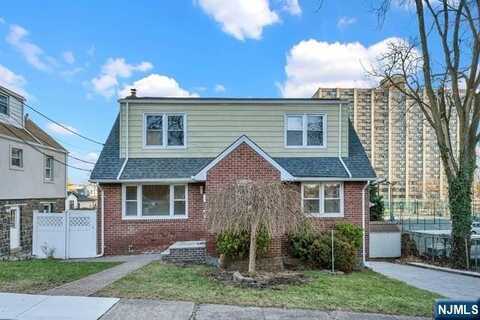 1010 Ponsi Street 1, Fort Lee, NJ 07024