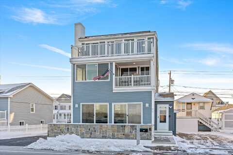 719 Ocean Boulevard, Hampton, NH 03842