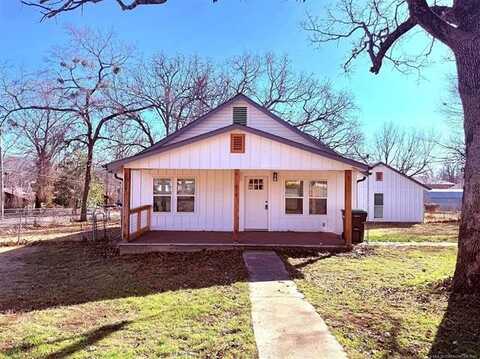 214 Leoser Street, Tahlequah, OK 74464