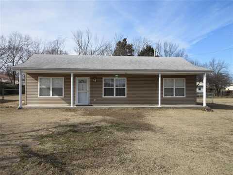 606 N Sharon Street, Tecumseh, OK 74873