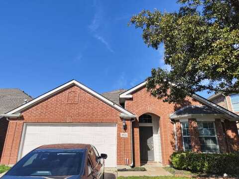 8921 Trailblazer Drive, Crossroads, TX 76227