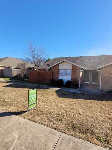 750 E Pecan Street, Hurst, TX 76053