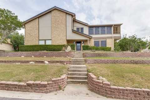 7705 Skylake Drive, Fort Worth, TX 76179