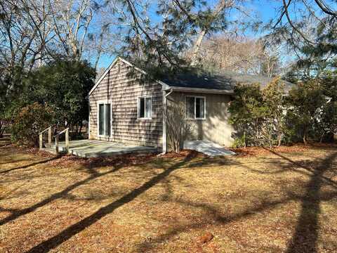 16 Hands Creek Road, East Hampton, NY 11937