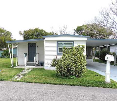 825 Poinsettia St., Casselberry, FL 32707