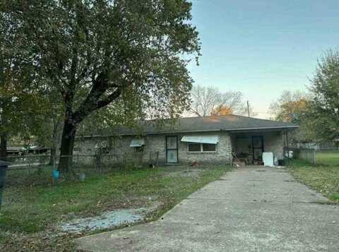 301 Woodlawn Ave, Tuckerman, AR 72473