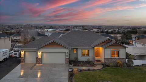 5010 HERSHEY LANE, West Richland, WA 99353