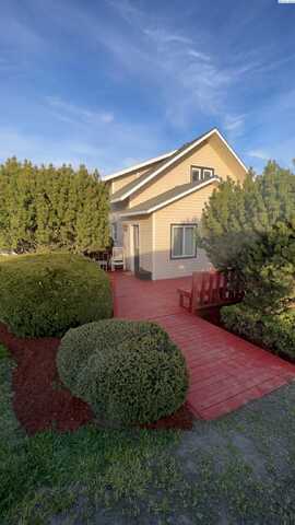 202 N High Street, Uniontown, WA 99179