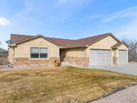 728 Lone Mesa Dr, Pueblo, CO 81006