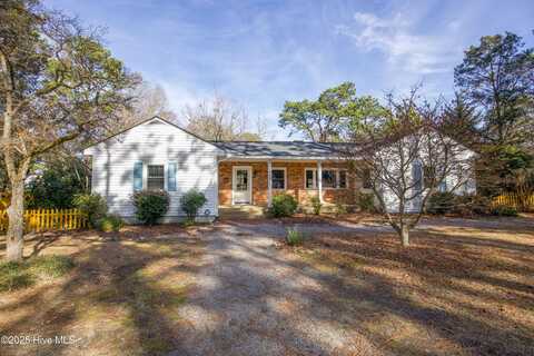 365 E New Jersey Avenue, Southern Pines, NC 28387