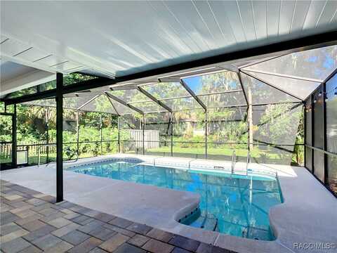 950 N Gardenview Terrace, Crystal River, FL 34429