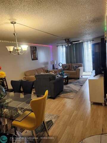 2840 Somerset Dr, Lauderdale Lakes, FL 33311