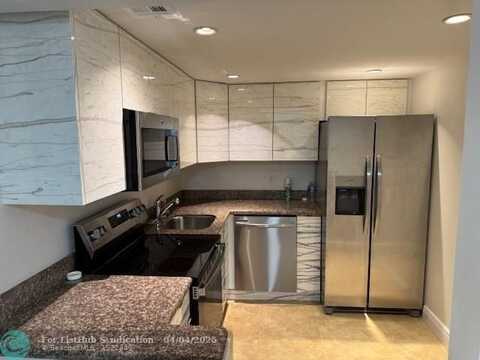 460 NW 20th St, Boca Raton, FL 33431