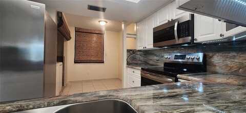 7301 NW 18th St, Margate, FL 33063