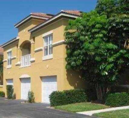 5015 Fairways Circle, Vero Beach, FL 32967