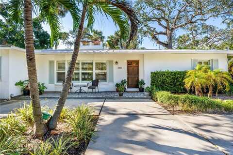 3905 Mockingbird Drive, Vero Beach, FL 32963