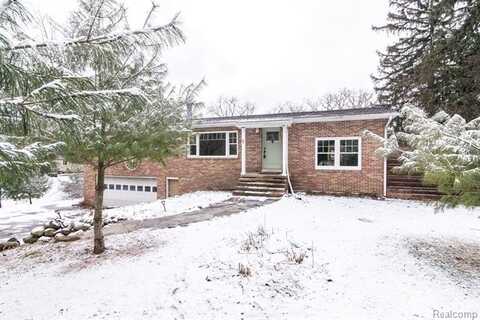 8099 Huron River Drive, Dexter, MI 48130