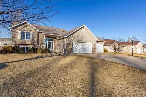 1530 Deer Trail Lane NE, Owatonna, MN 55060