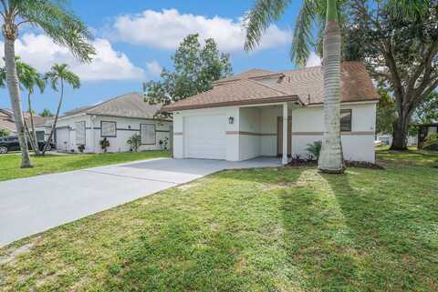 84 Magnolia Circle, Boynton Beach, FL 33436