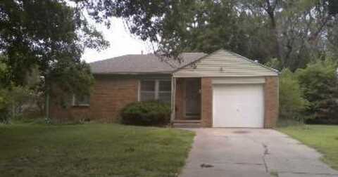 1615 N Terrace Dr, Wichita, KS 67208