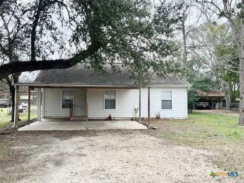 618 Fulton Street, Edna, TX 77957