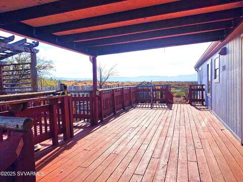 495 S Ole Paint Way, Cornville, AZ 86325