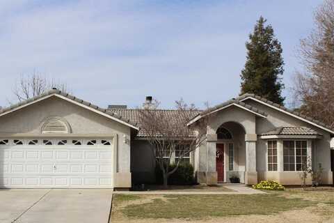 3902 E Elowin Avenue, Visalia, CA 93292