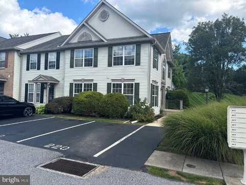 220 WHEATFIELD WAY, YORK, PA 17403