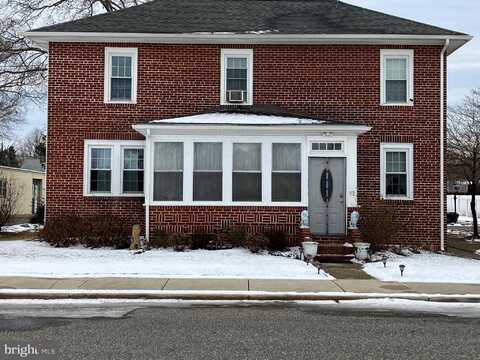 19 S MILLER AVENUE, PENNS GROVE, NJ 08069