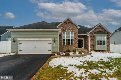 431 EDIE CIRCLE, STEWARTSTOWN, PA 17363