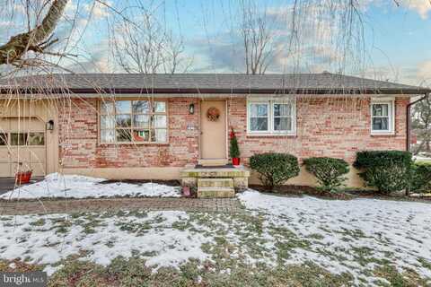 1079 PRINCETON DRIVE, HUMMELSTOWN, PA 17036