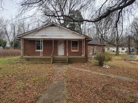 499 Camp Tyson, PARIS, TN 38242