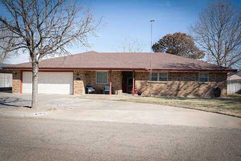 723 Bennett Drive, Dumas, TX 79029