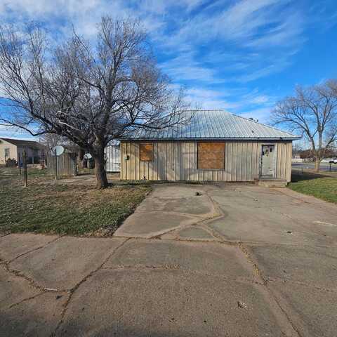 121 AVENUE A, Hereford, TX 79045