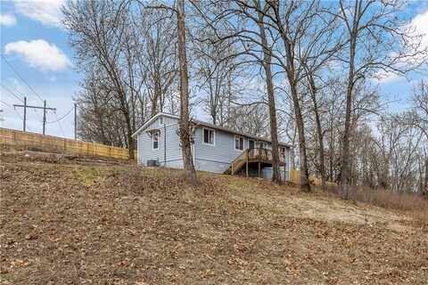 969 Rader RD, Rogers, AR 72756