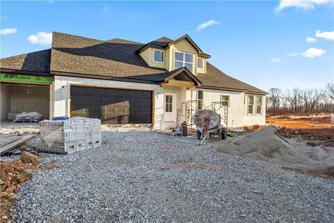 4963 Farmhouse ST, Springdale, AR 72762