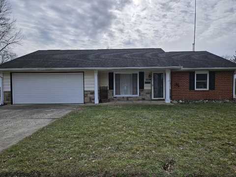 908 Pepperwood Drive, New Carlisle, OH 45344