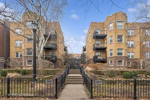 4724 N. Beacon Street, Chicago, IL 60640