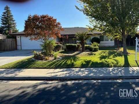 6805 Columbia Lane, Bakersfield, CA 93309