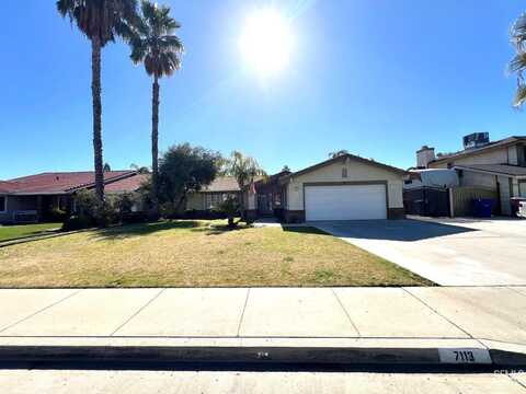 7113 Bandolero Way, Bakersfield, CA 93308