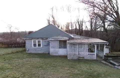 202 Noble Street, OAK HILL, WV 25901