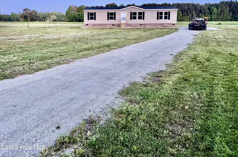 1881 Peacock Road, Whiteville, NC 28472