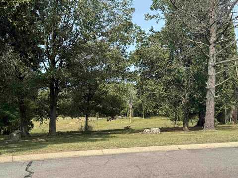 2 Tara Mount Dr Drive, Jacksonville, AR 72076