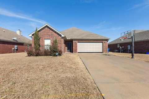 104 Vienne Place, Maumelle, AR 72113