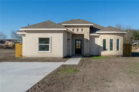 1306 Bella Rae Drive, Alice, TX 78332