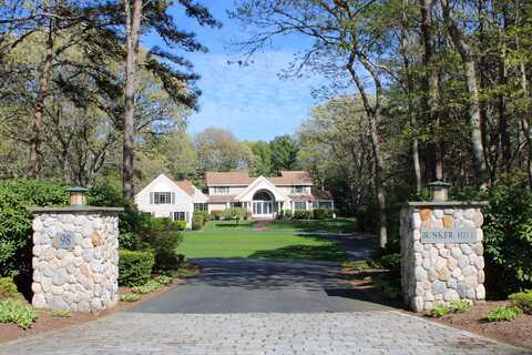 98 Bunker Hill Road, Osterville, MA 02655