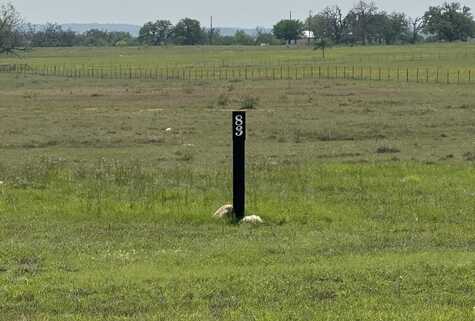 207 Interlaken St., Fredericksburg, TX 78624