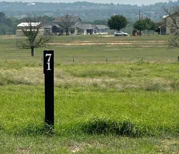 231 Interlaken St., Fredericksburg, TX 78624