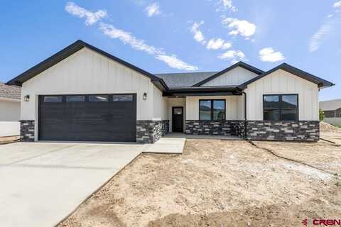 612 Cabonero Avenue, Montrose, CO 81401
